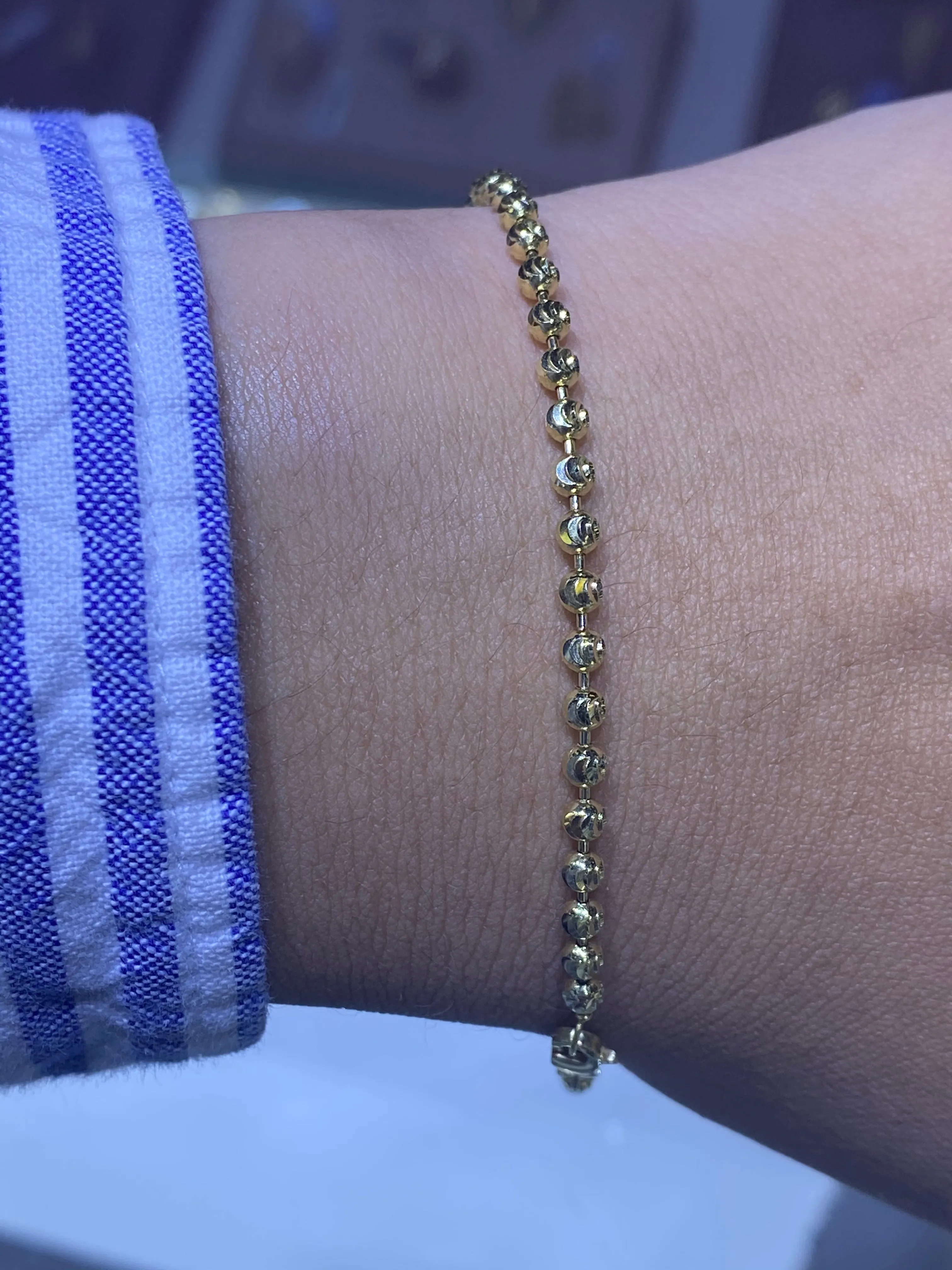 14K Yellow Gold Diamond Cut Ball Bracelet