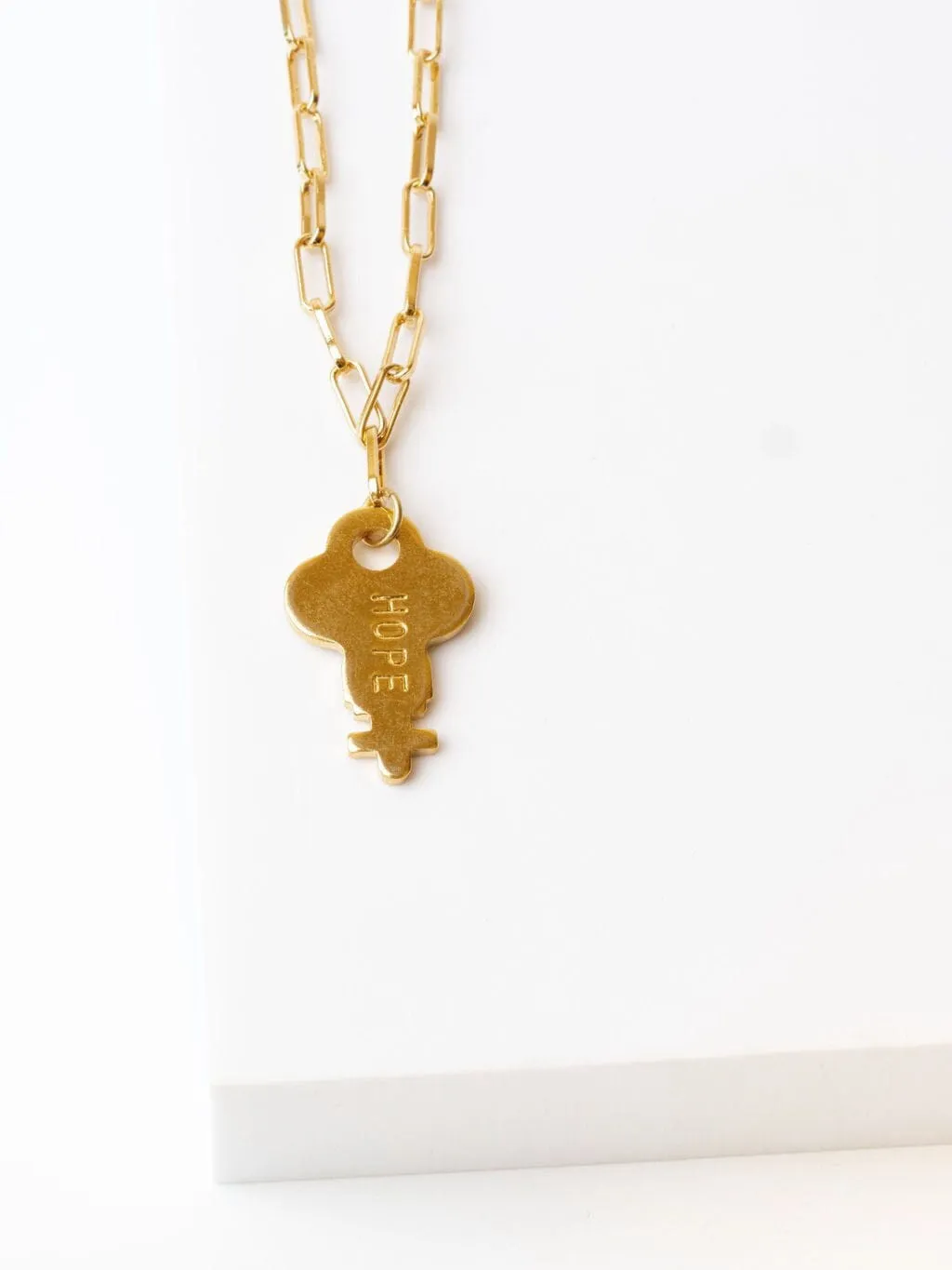 Dainty Key Brooklyn Chain Necklace