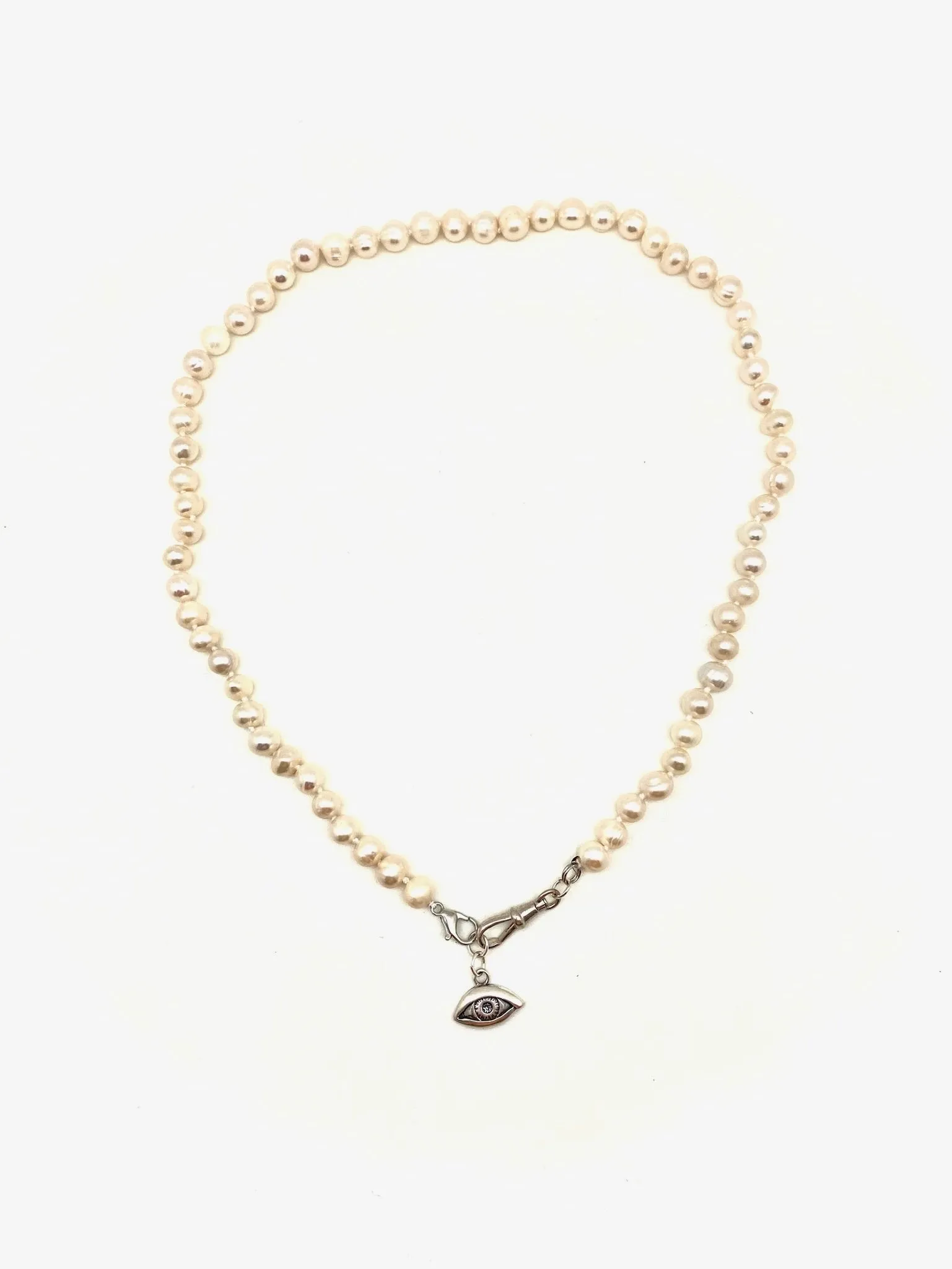 Digna Pearl Eye Necklace