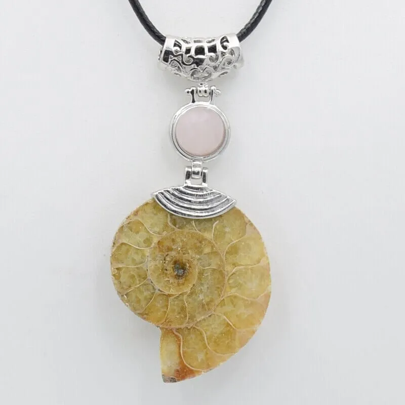 High Quality Natural Ammonite Shell with Natural Stones Choker